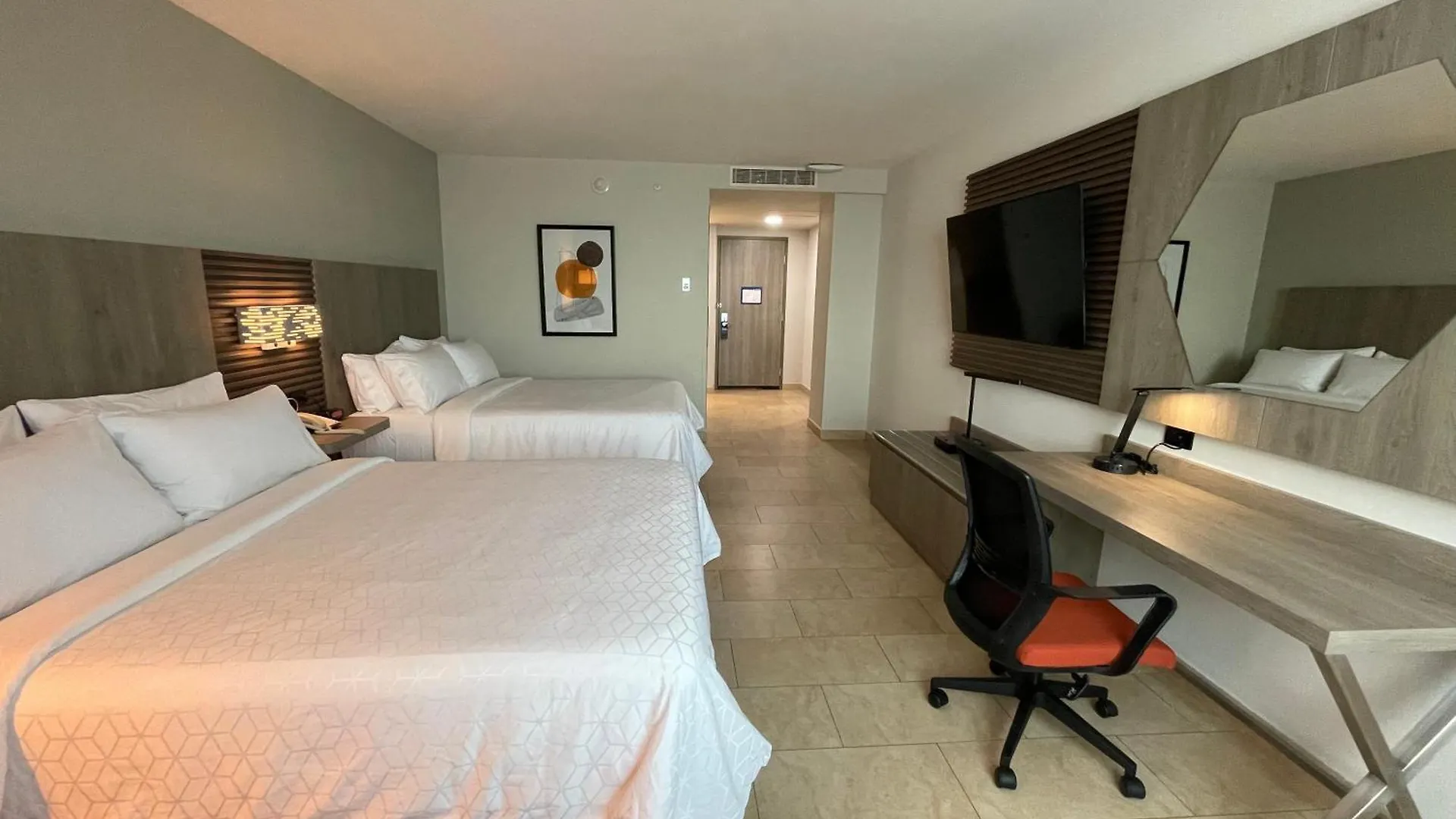 Holiday Inn Express Mérida, an IHG Hotel 4*,