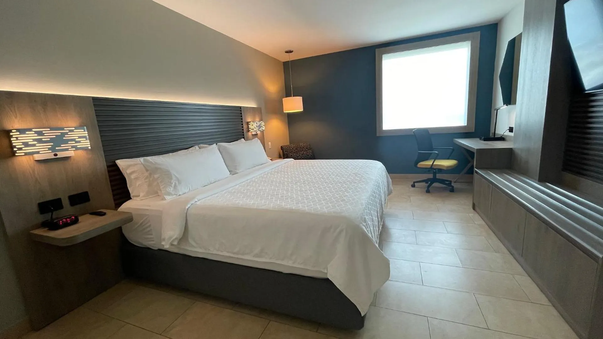 Hotel Holiday Inn Express Merida By Ihg