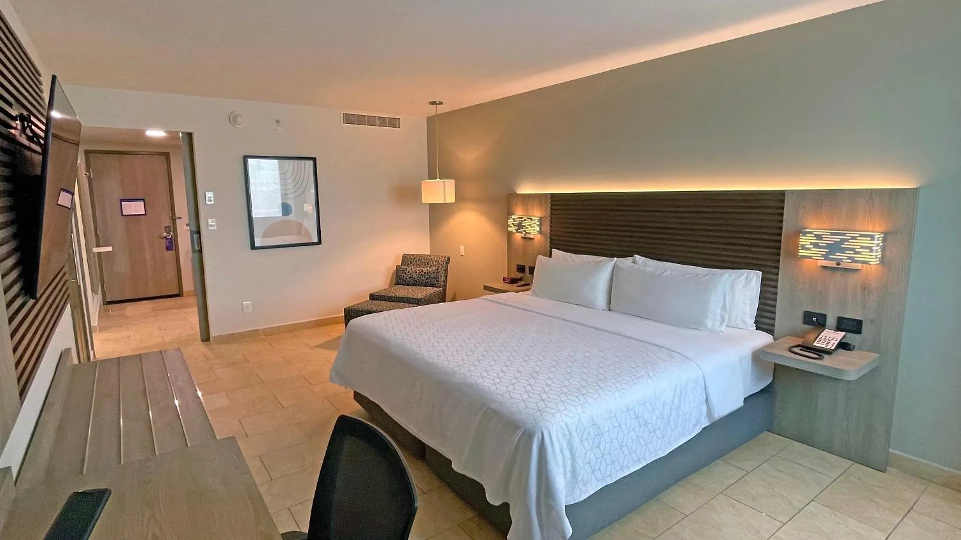 Holiday Inn Express Merida By Ihg Hotel