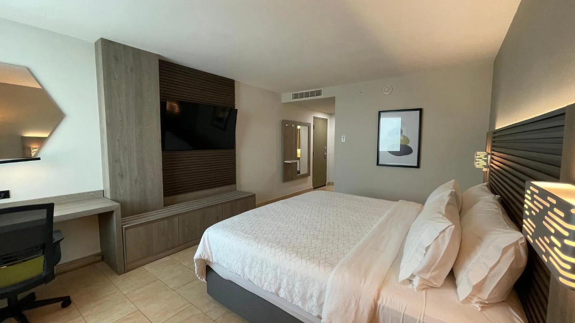 Holiday Inn Express Merida By Ihg 4*,  Mexico
